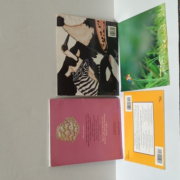 Scholastic Misc.Authors Animal Themed Book Set of 4 Paperback Books - Picture 2 of 5